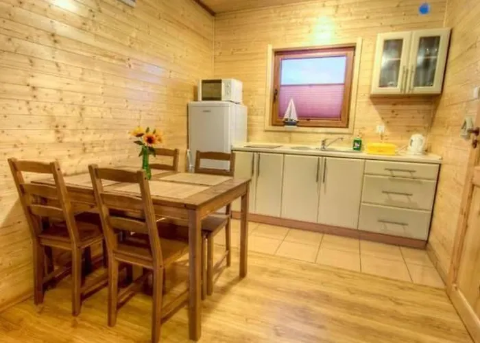 Cottage6 In Einem Eingezaeunten Gebiet By Interhome Mielenko